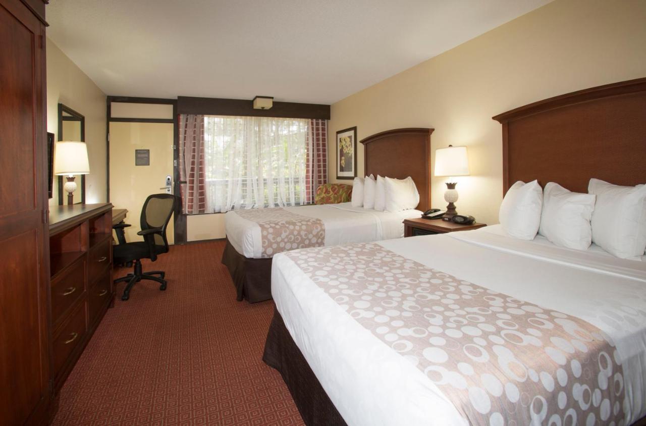 Clarion Inn & Suites At International Drive Williamsburg Esterno foto