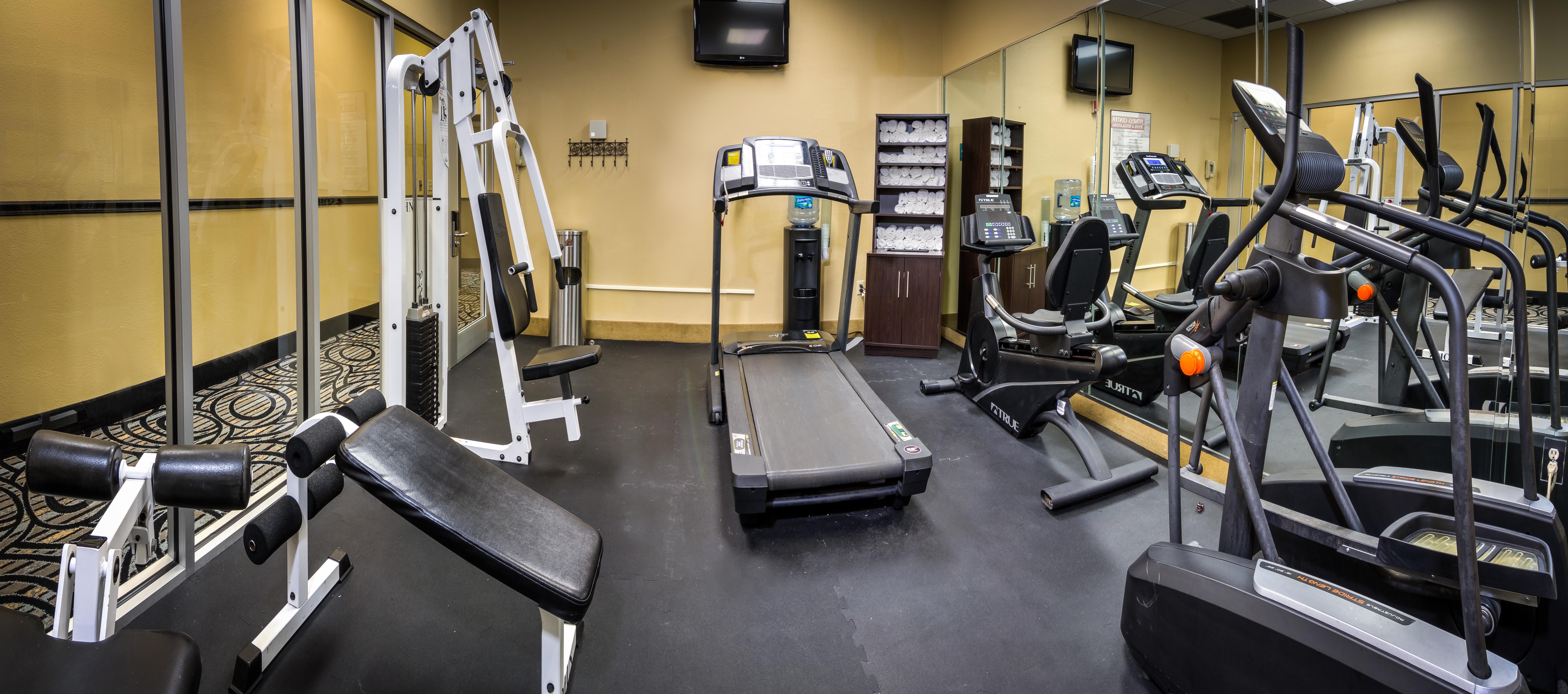 Clarion Inn & Suites At International Drive Williamsburg Esterno foto