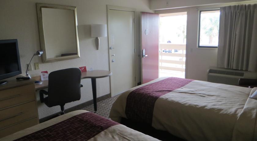 Clarion Inn & Suites At International Drive Williamsburg Esterno foto